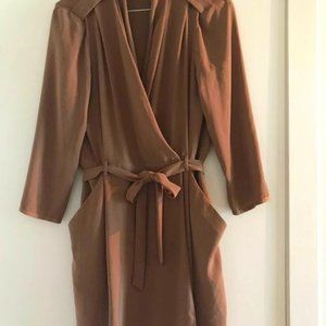 ARITZIA WILFRED FRANCA WRAP TIE DRESS W/ POCKETS BLUSH BROWN SIZE 4